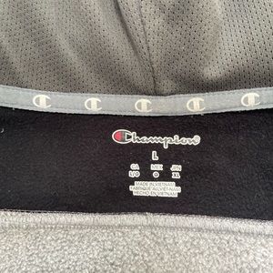 Champion, Men’s hoodie Colorado Buffalos Sweatshirt. Size L